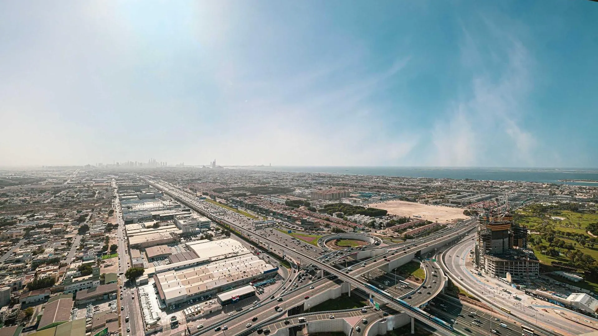 Modern 3-Bedroom Apartment With Breathtaking City Views Dubai