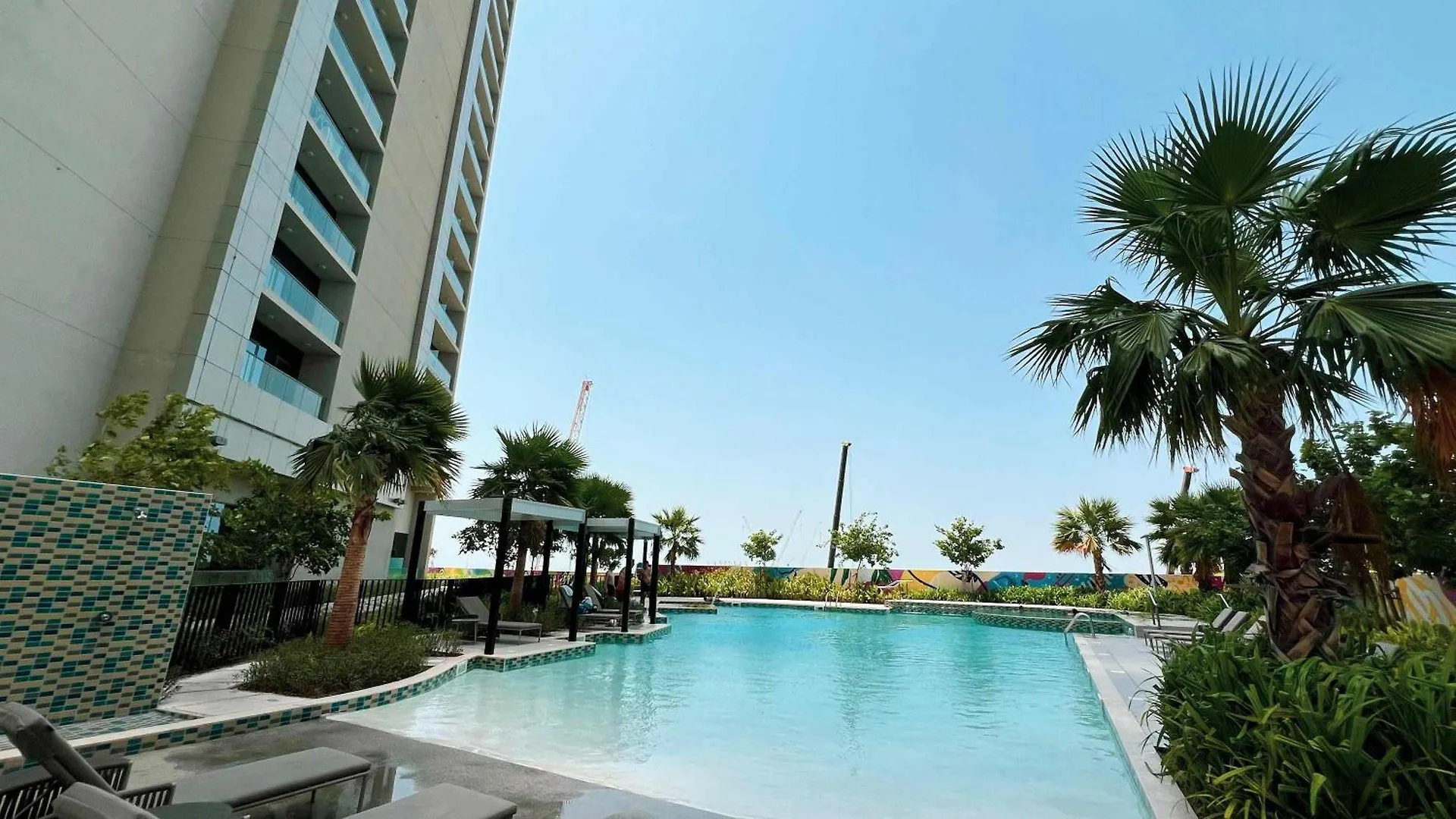 Modern 3-Bedroom Apartment With Breathtaking City Views Dubai 0*,