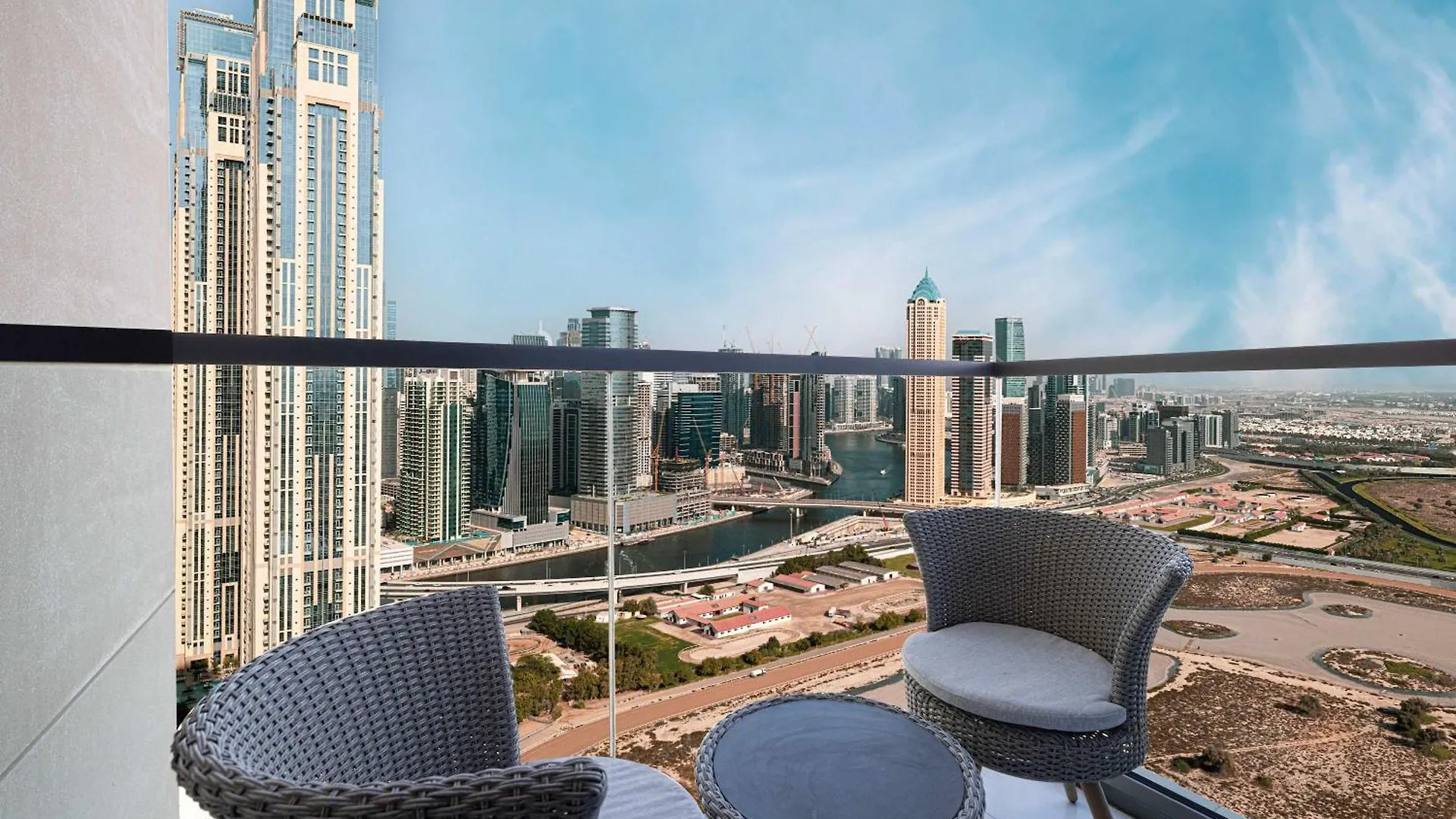Modern 3-Bedroom Apartment With Breathtaking City Views Dubai