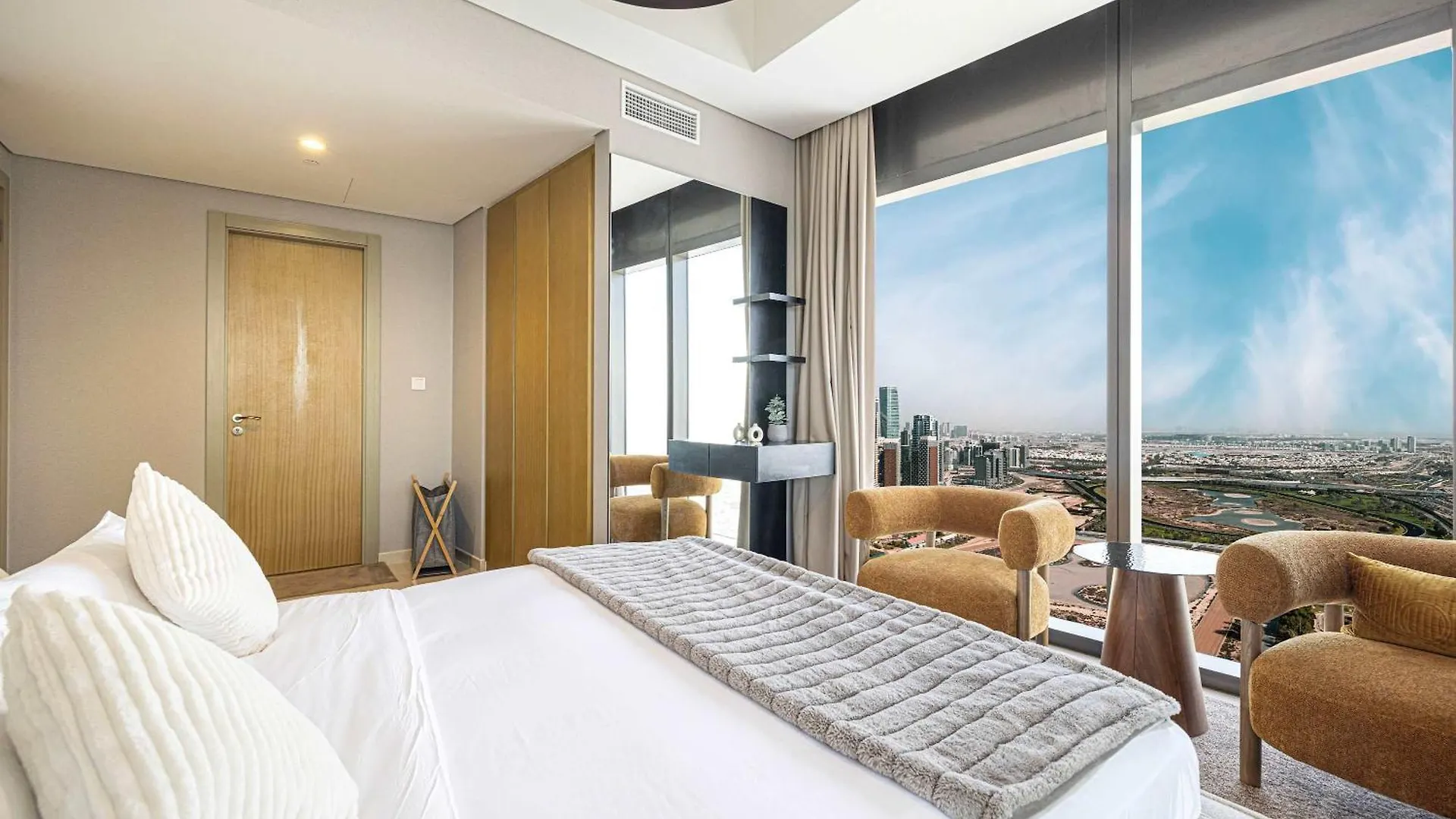 Modern 3-Bedroom Apartment With Breathtaking City Views Dubai