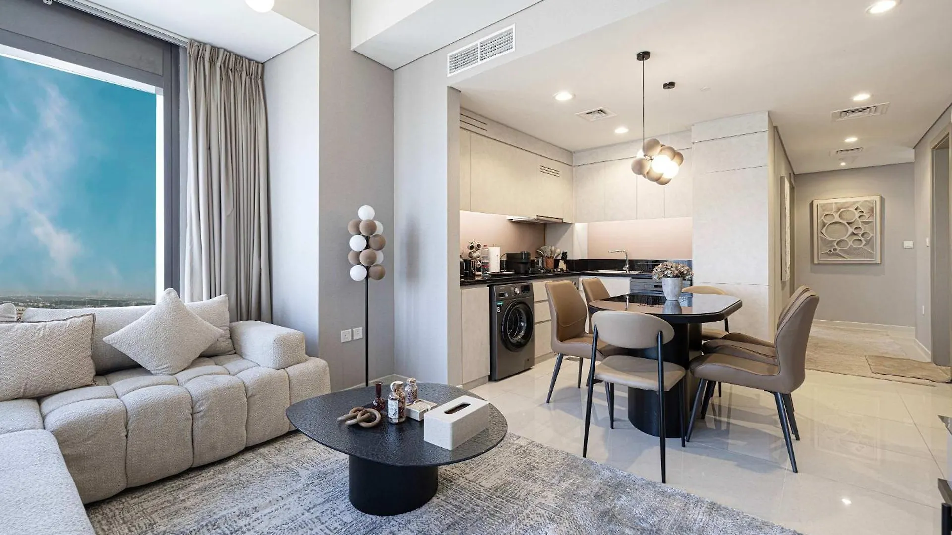 Modern 3-Bedroom Apartment With Breathtaking City Views Dubai United Arab Emirates
