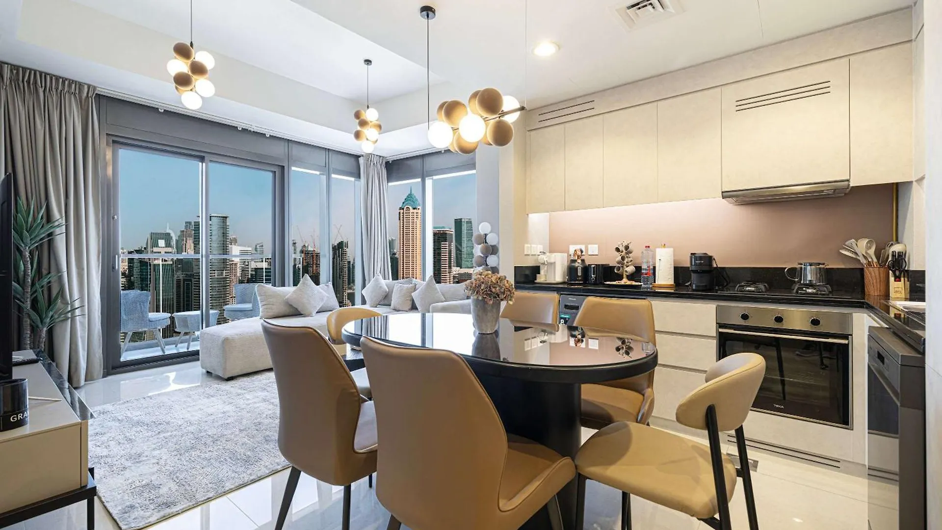 Modern 3-Bedroom Apartment With Breathtaking City Views Dubai